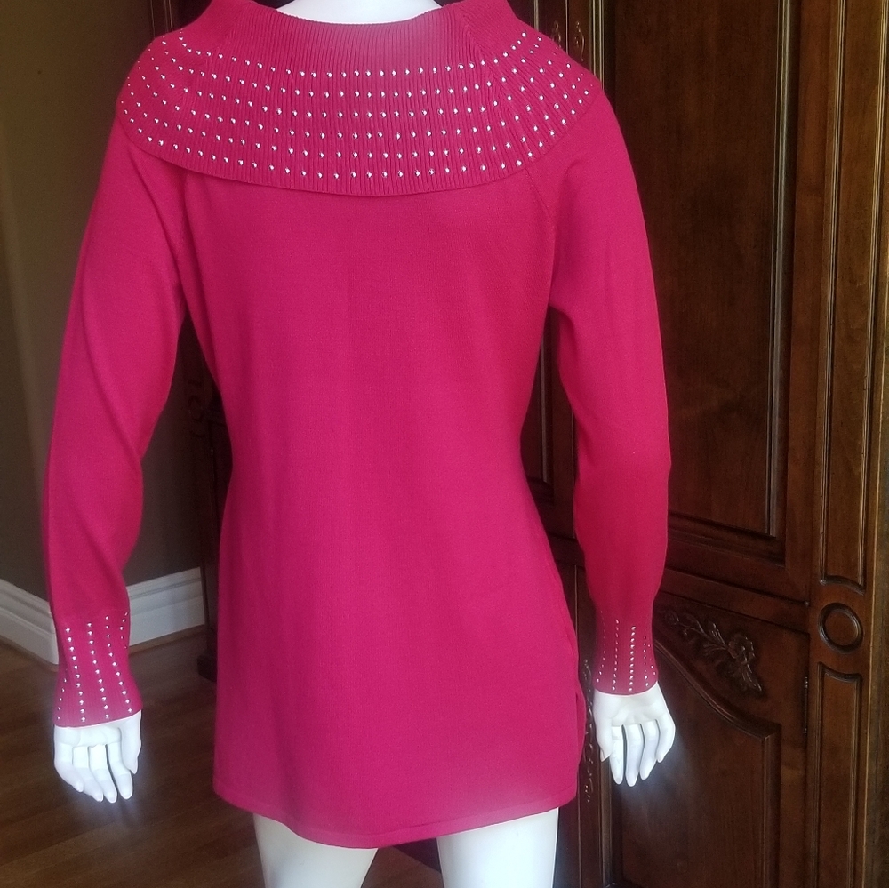 Questians Sweater Raspberry Size Large - image 3